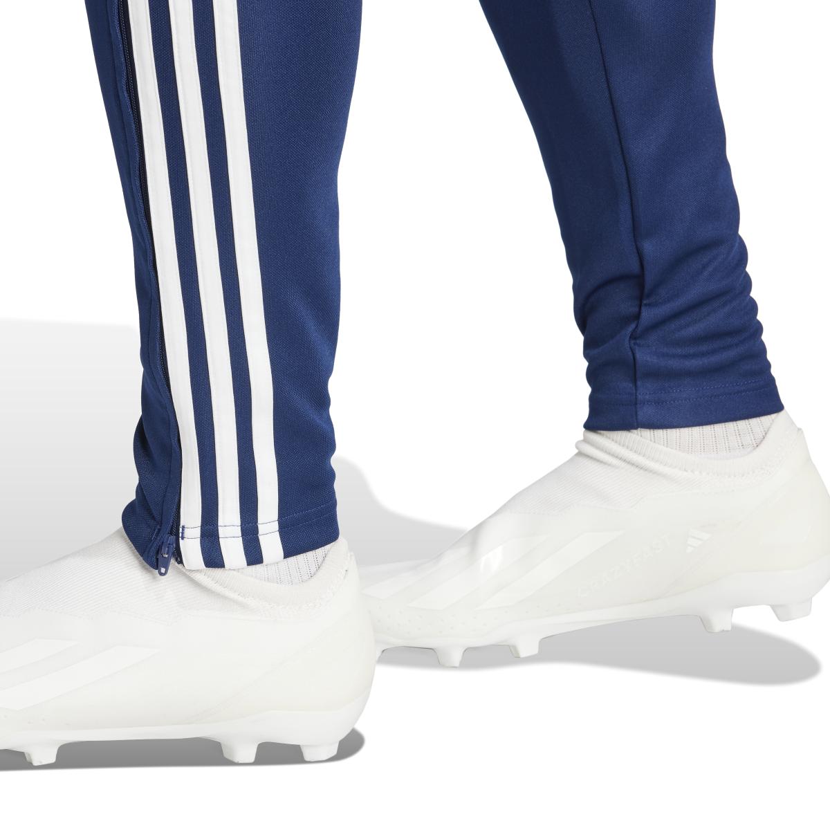 product/a/d/adidas_ir9343_8_apparel_on_model_detail_view_2_white.jpg