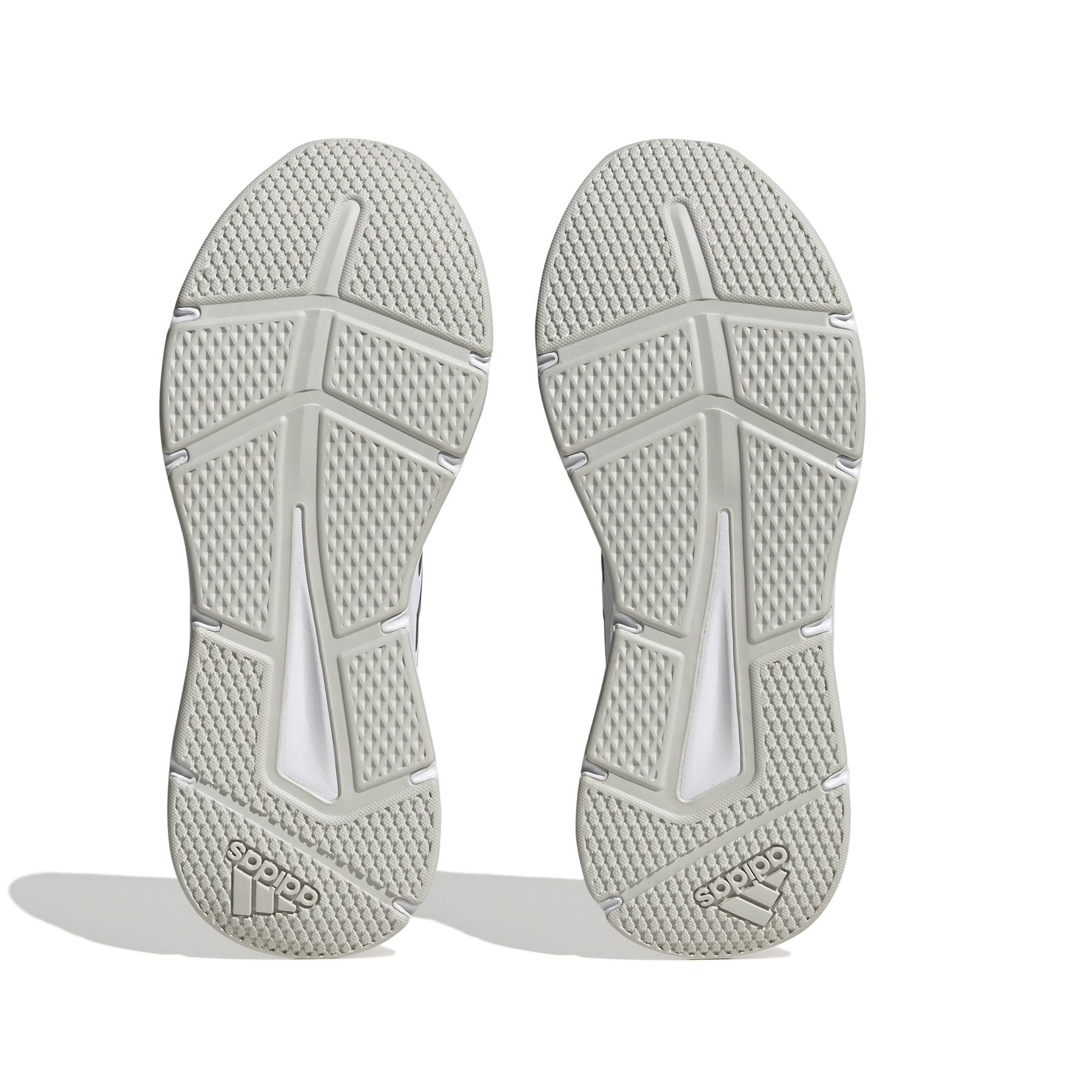 product/a/d/adidas_hp2419_4_footwear_photography_bottom_view_white_000.jpg