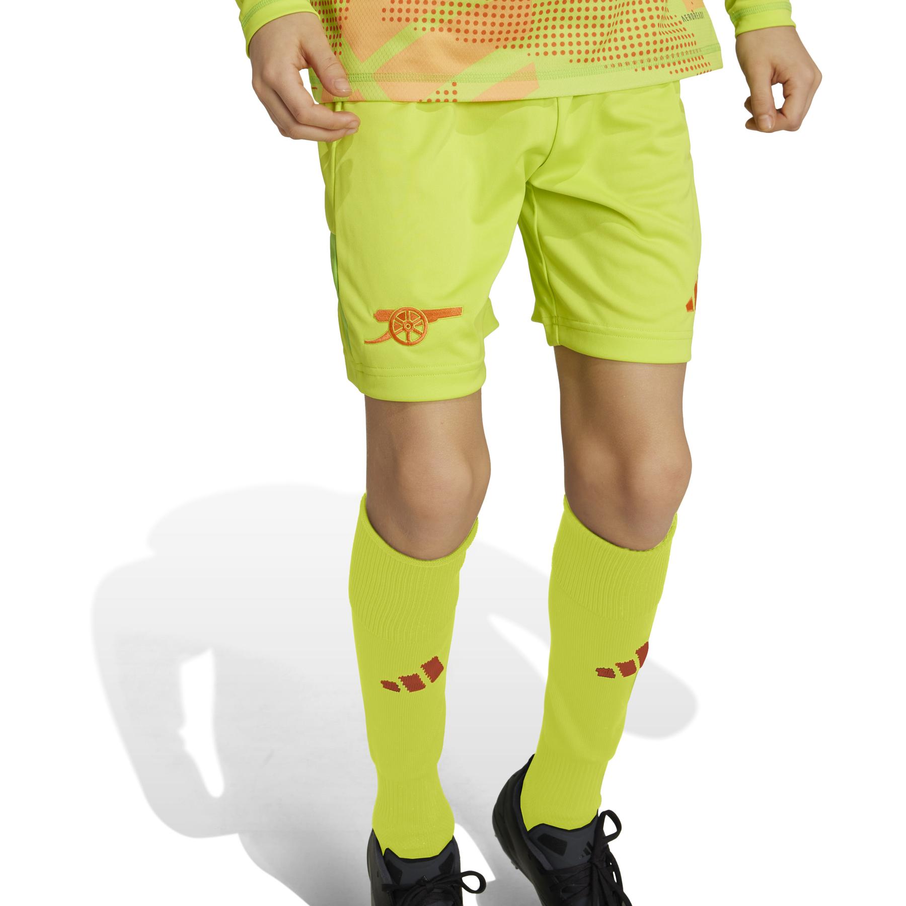 product/a/d/adidas_is8140_7_apparel_on_model_detail_view_2_white.jpg