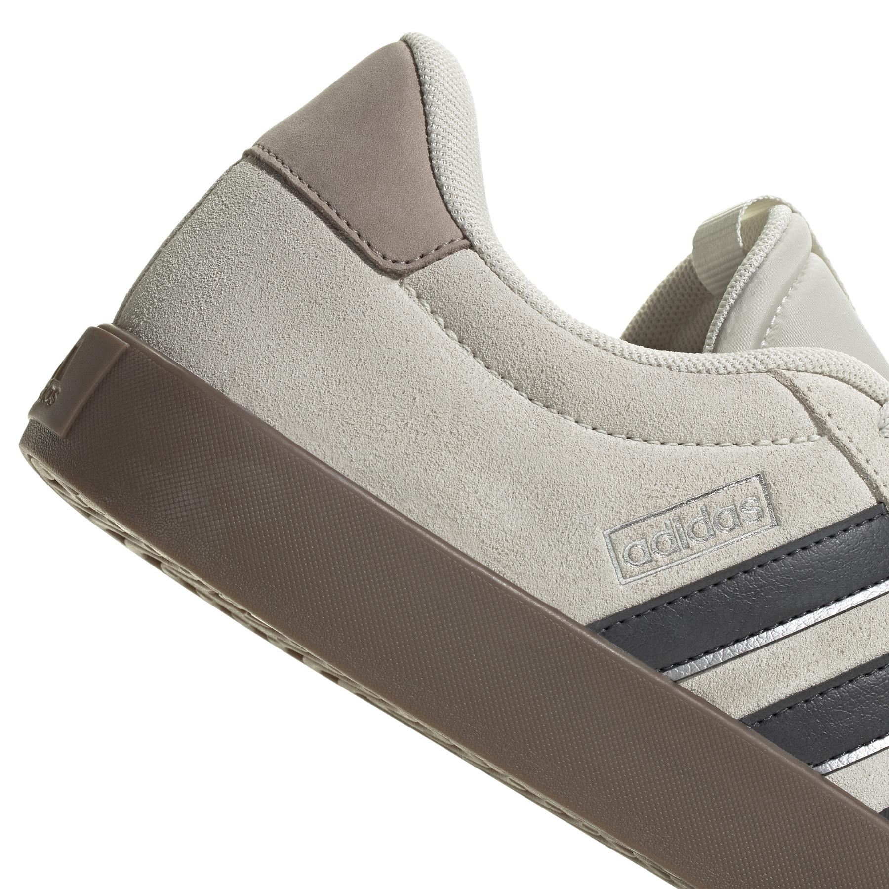 product/a/d/adidas_jp5288_8_footwear_photography_detail_view_1_white-nw091625.jpg