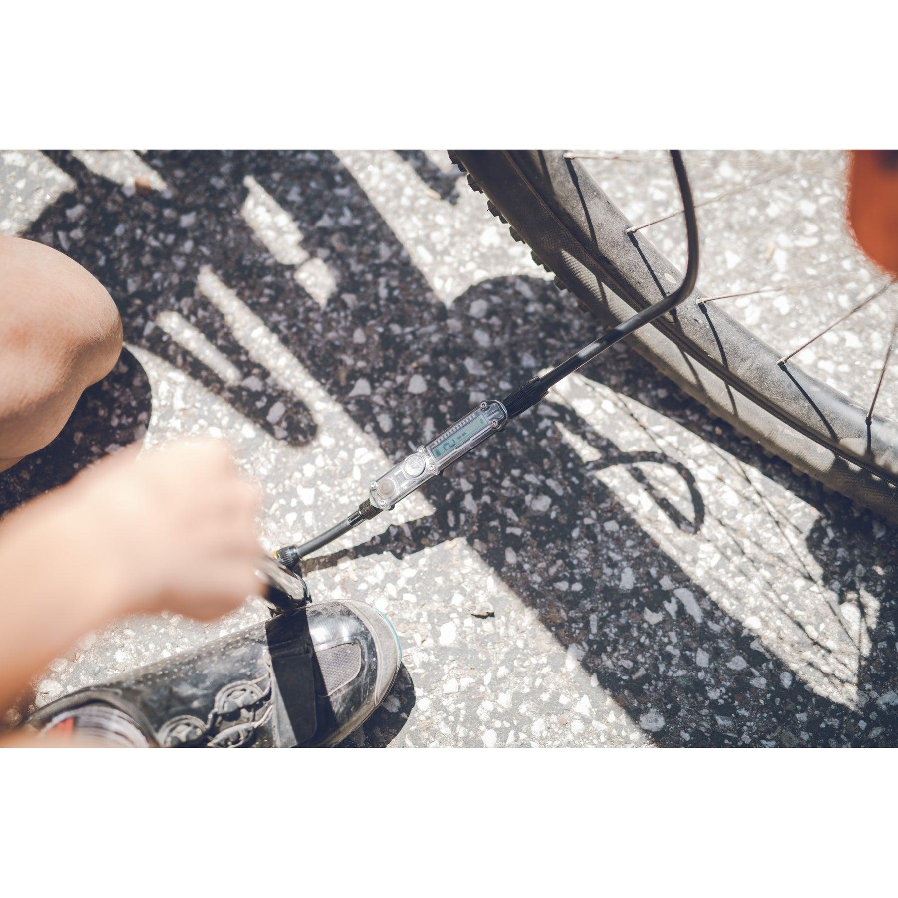 product/m/i/micro_floor_digital_2019-04-15_lezyne-2001_1800x1800.jpg