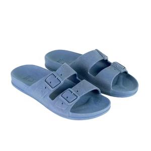 21s1032-176-sandaly-cacatoes-rio-de-janeiro-niebieskie-dzinsy