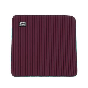 632000-593-980-podpaski-dla-koni-eskadron-climatex-45x45-cm-jezyna