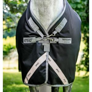 aaoal1-kji0-66-zewnetrzna-derka-dla-koni-horseware-amigo-1200d-50g-black-titanium-grey-silver